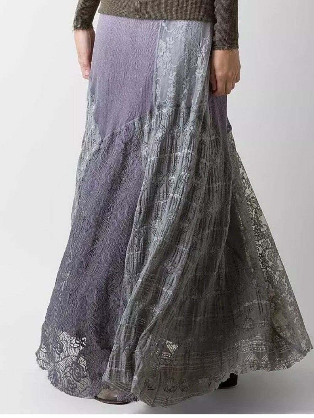 Boho Patchwork Lace Maxi Skirt in Soft Pastels (M) - Picture 6 of 7